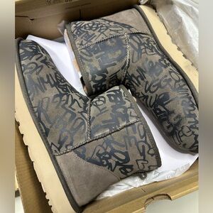 UGG Classic Street Graffiti Mini Boots